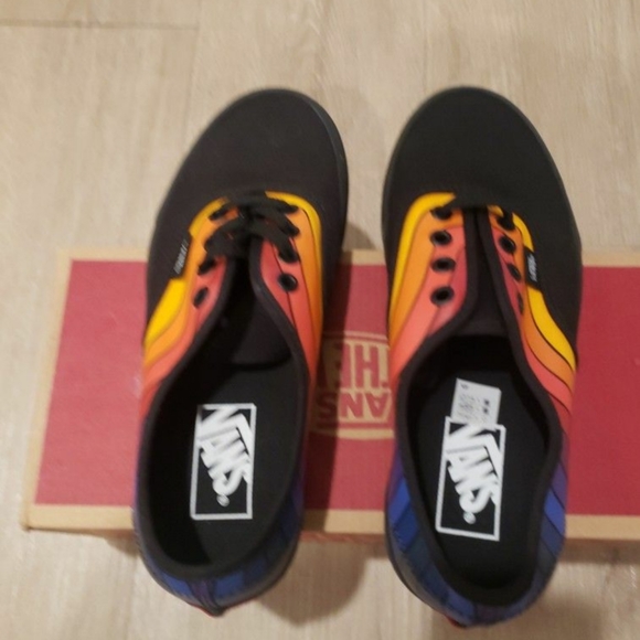 vans shoes authentic - Picture 5 of 6